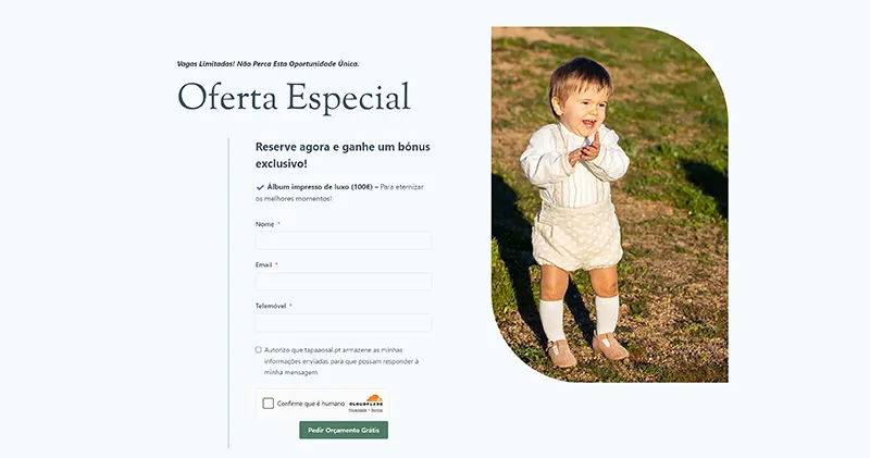 Imagem de página de serviço de fotografia de batizado com formulário de contato simples, incentivando os clientes a entrarem em contato.